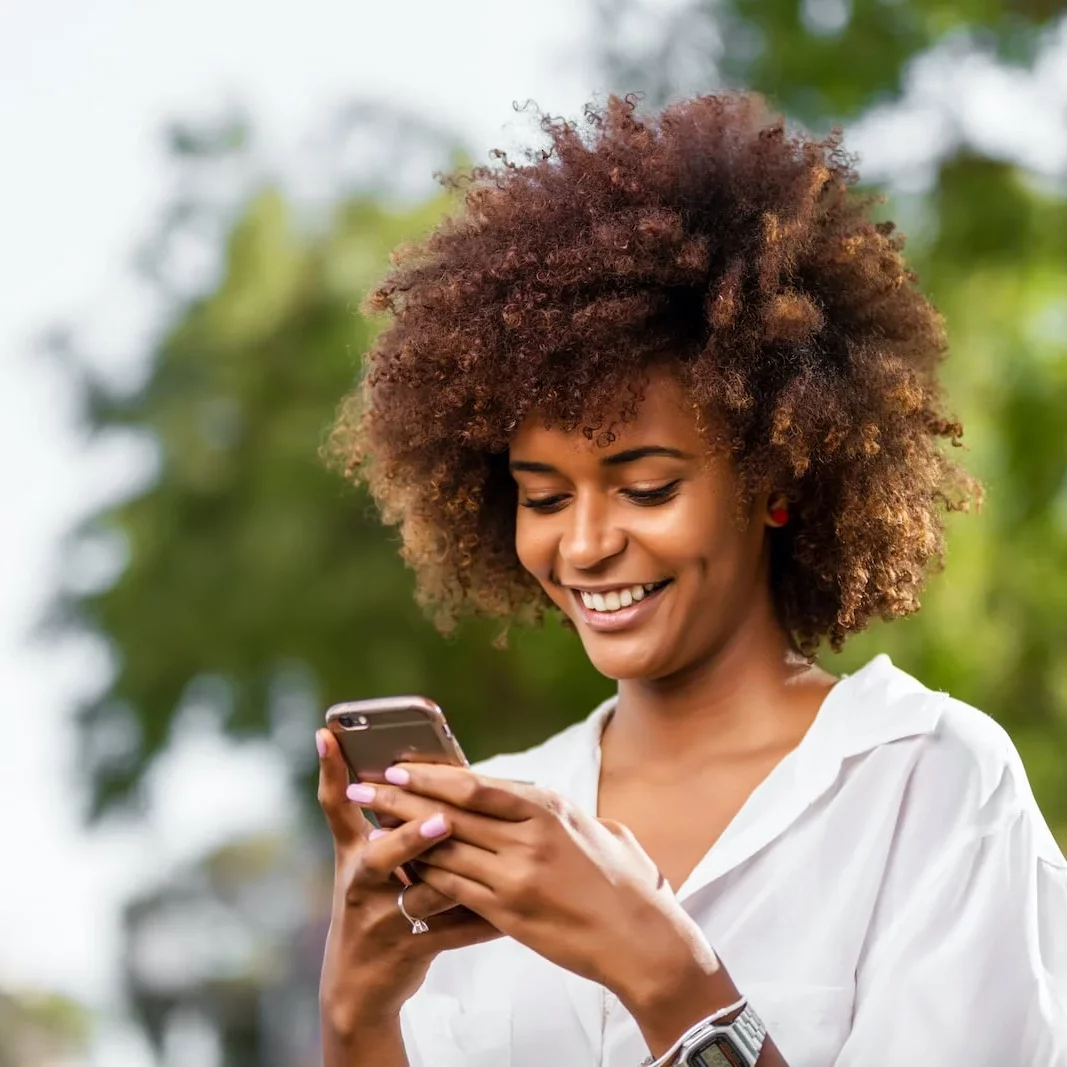 woman_phone